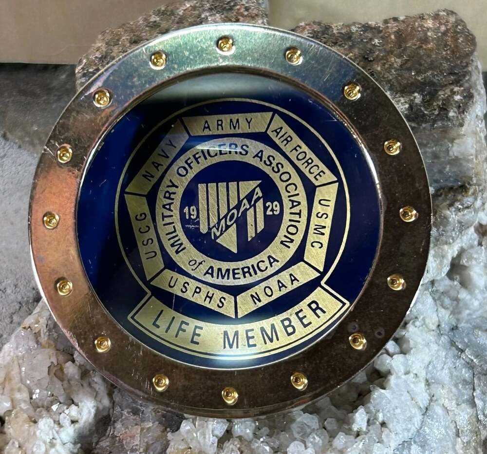 VTG Military Officers Association of America Life Member Paperweight Magnifier